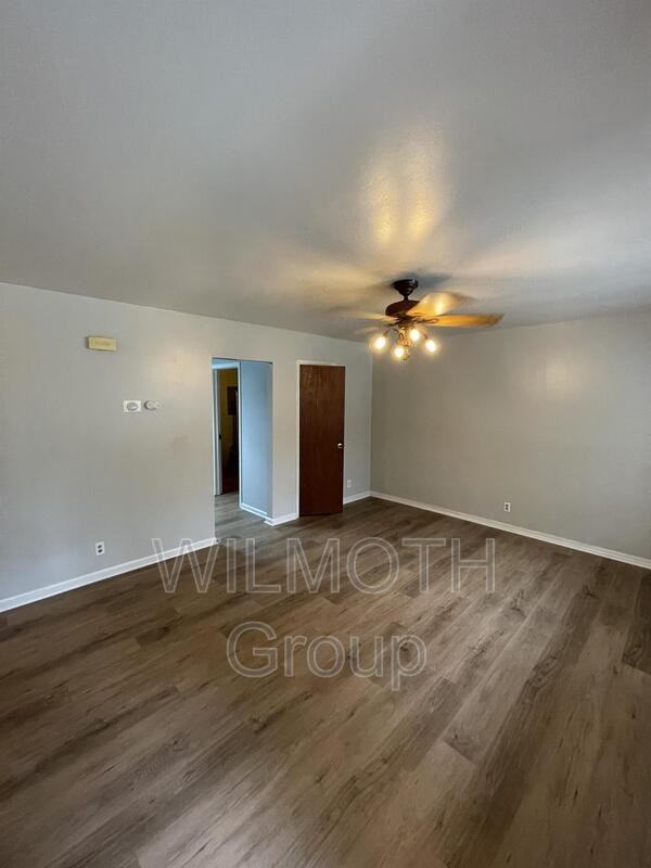 7205 Ralston Ave - Photo 2 of 10