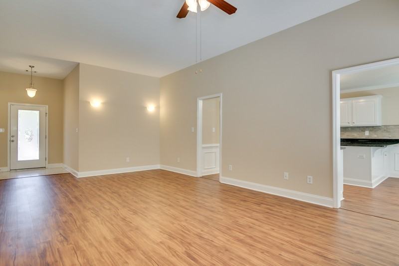2152 Sylvan Lake Dr - Photo 3 of 25