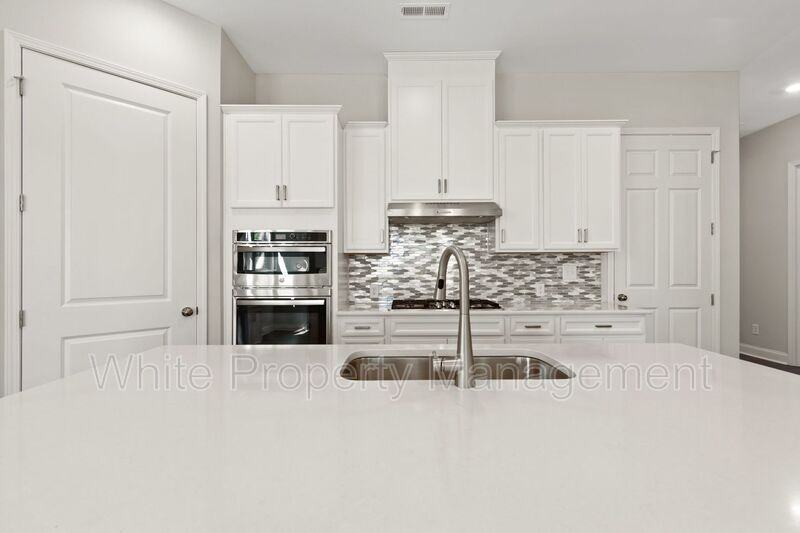 17118 Sand Bank Road - Photo 5 of 37