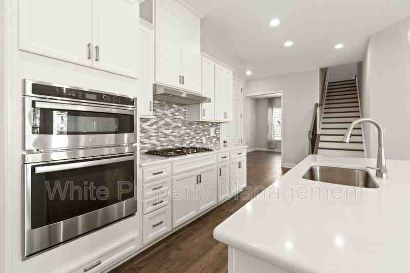 17118 Sand Bank Road - Photo 2 of 37