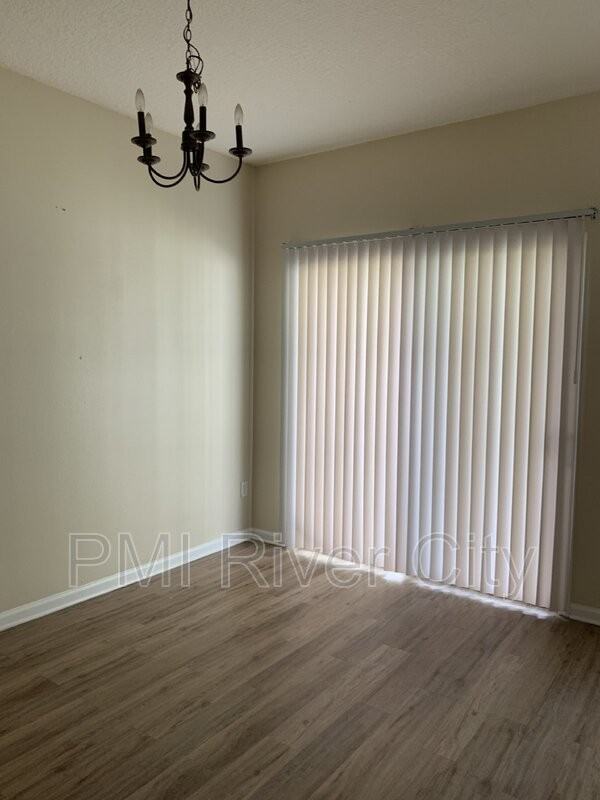 1605 Biscayne Bay Dr - Photo 6 of 11