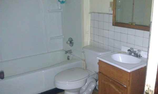 215 215 E. Milner St. - Photo 4 of 4