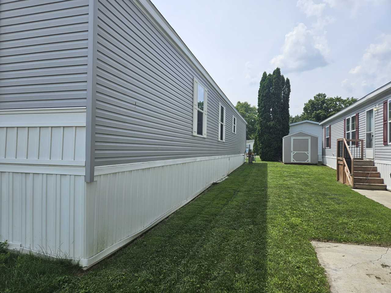 11789 Cascade Cir #77 - Photo 3 of 34