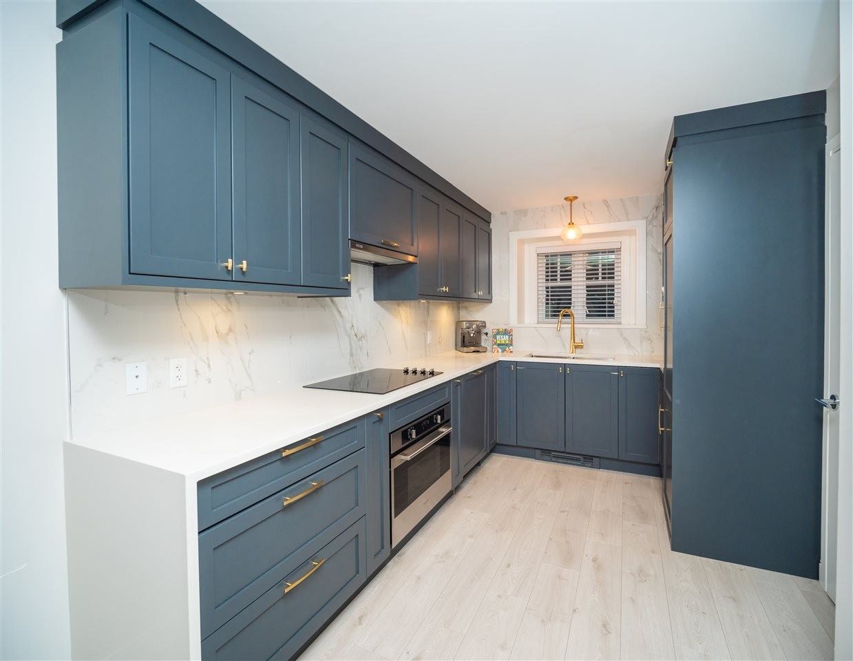 2488 Saint Catherines Street - Photo 4 of 21