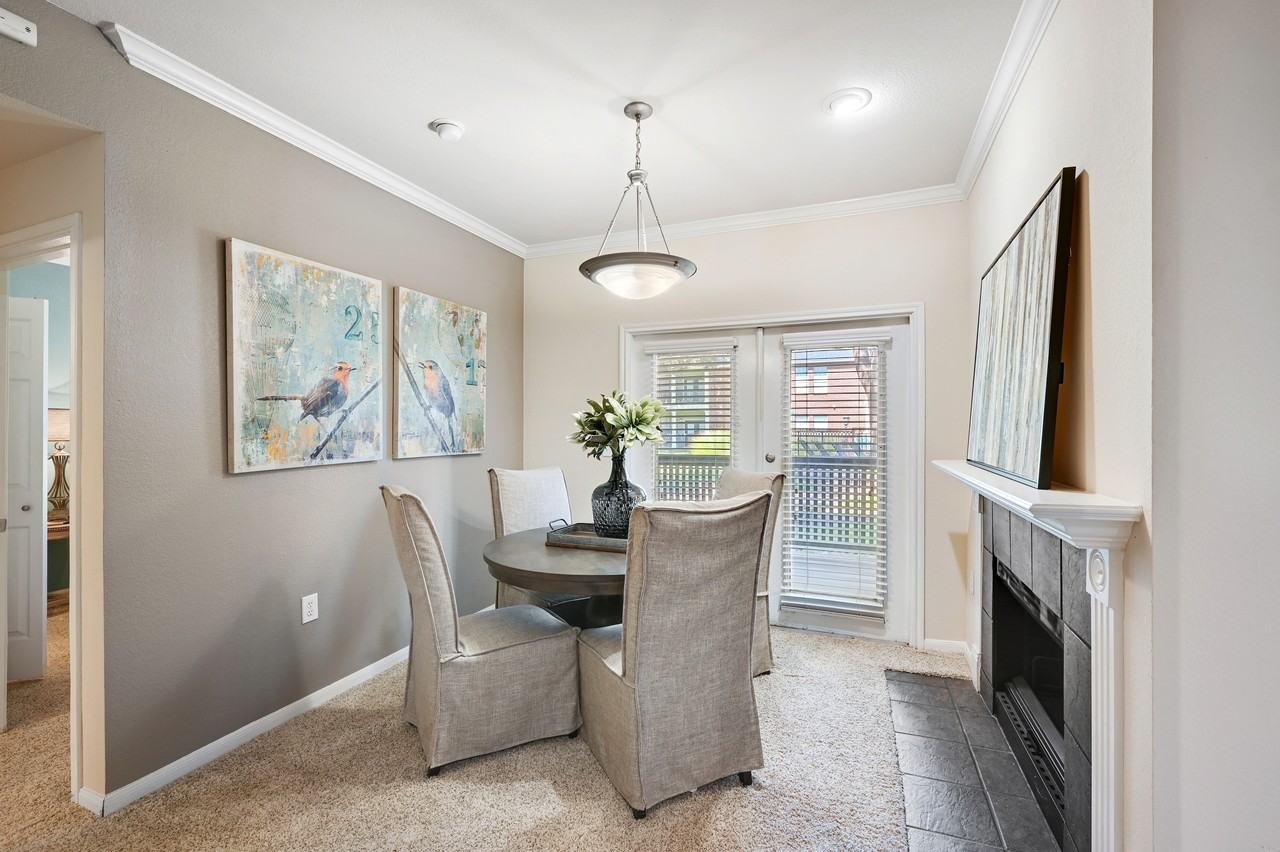 La Salle - Photo 6 of 63