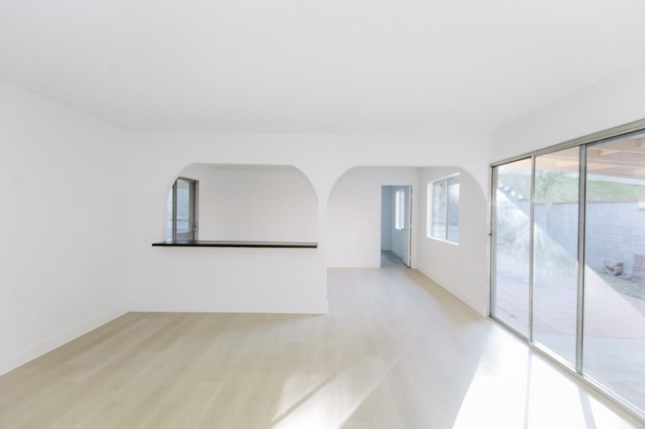 1850 E Woodgate Dr #NA - Photo 3 of 18