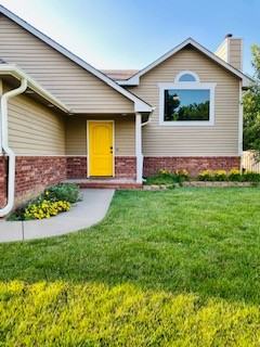 2524 E Charleston Dr #NA - Photo 2 of 17