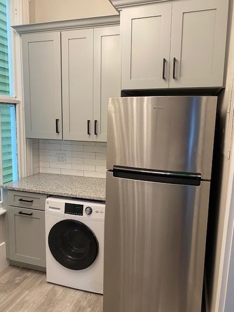 313 W Hall St #B - Photo 6 of 11