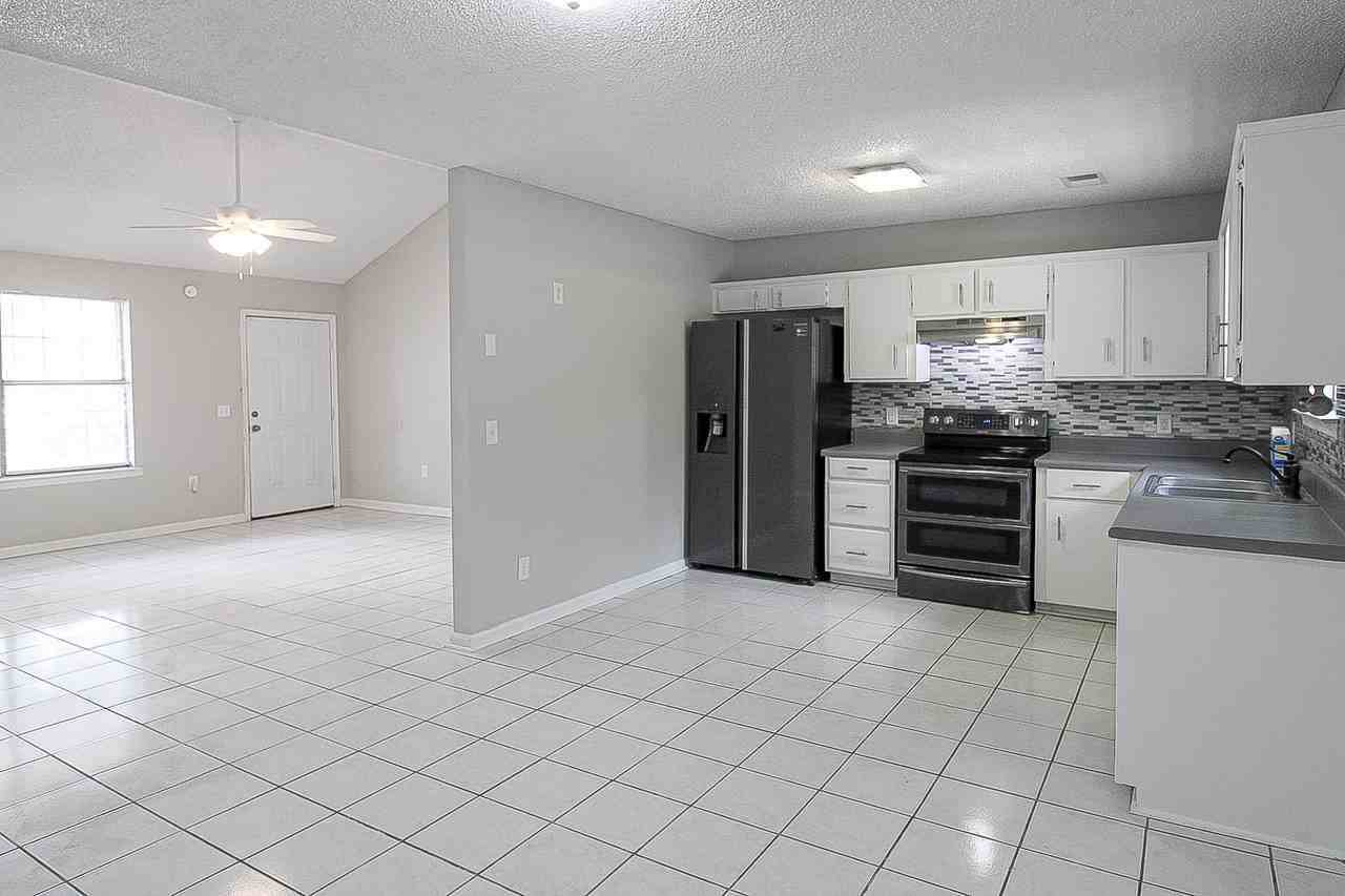 1235 Pineridge Way #1 - Photo 7 of 22