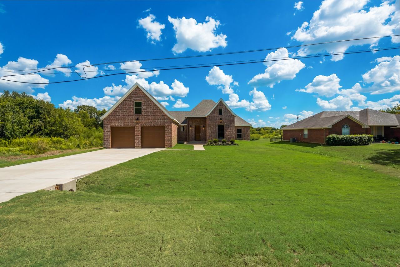 5401 Arroyo Trl #1 - Photo 3 of 26