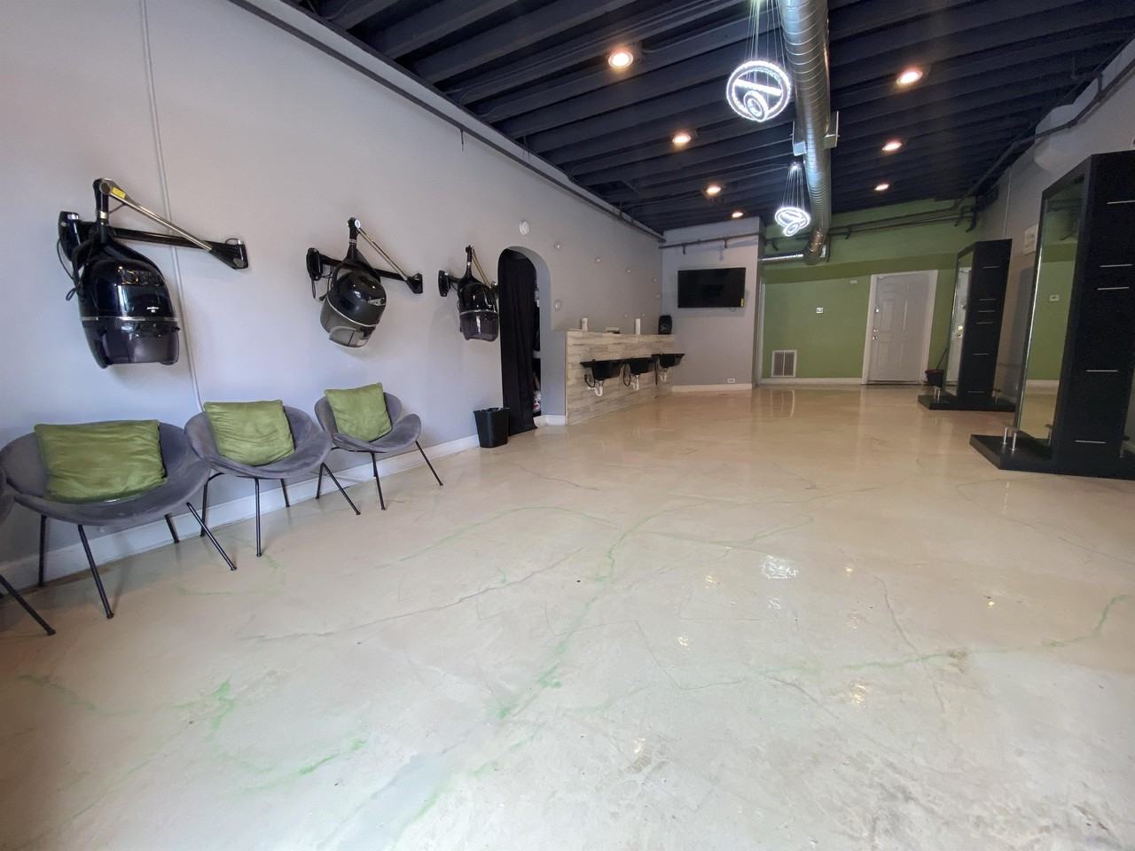 5742 W. Chicago Avenue - 1 East - Photo 2 of 5