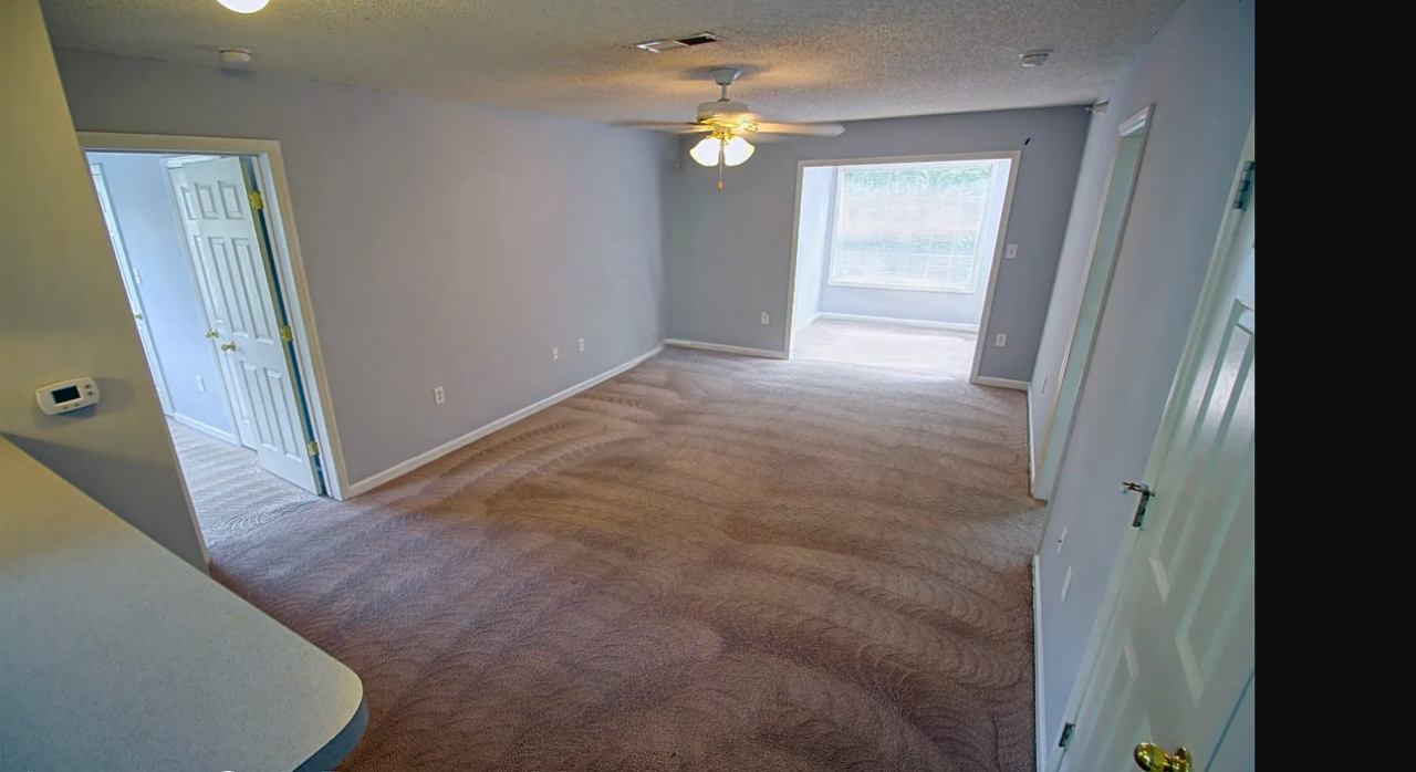 2010 Wolfmill Dr - Photo 4 of 10