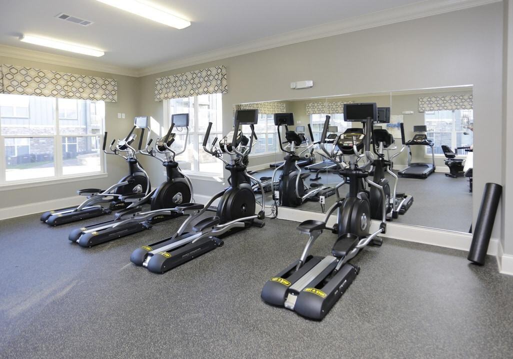 2004 Sierra Commons Rd - Photo 3 of 35