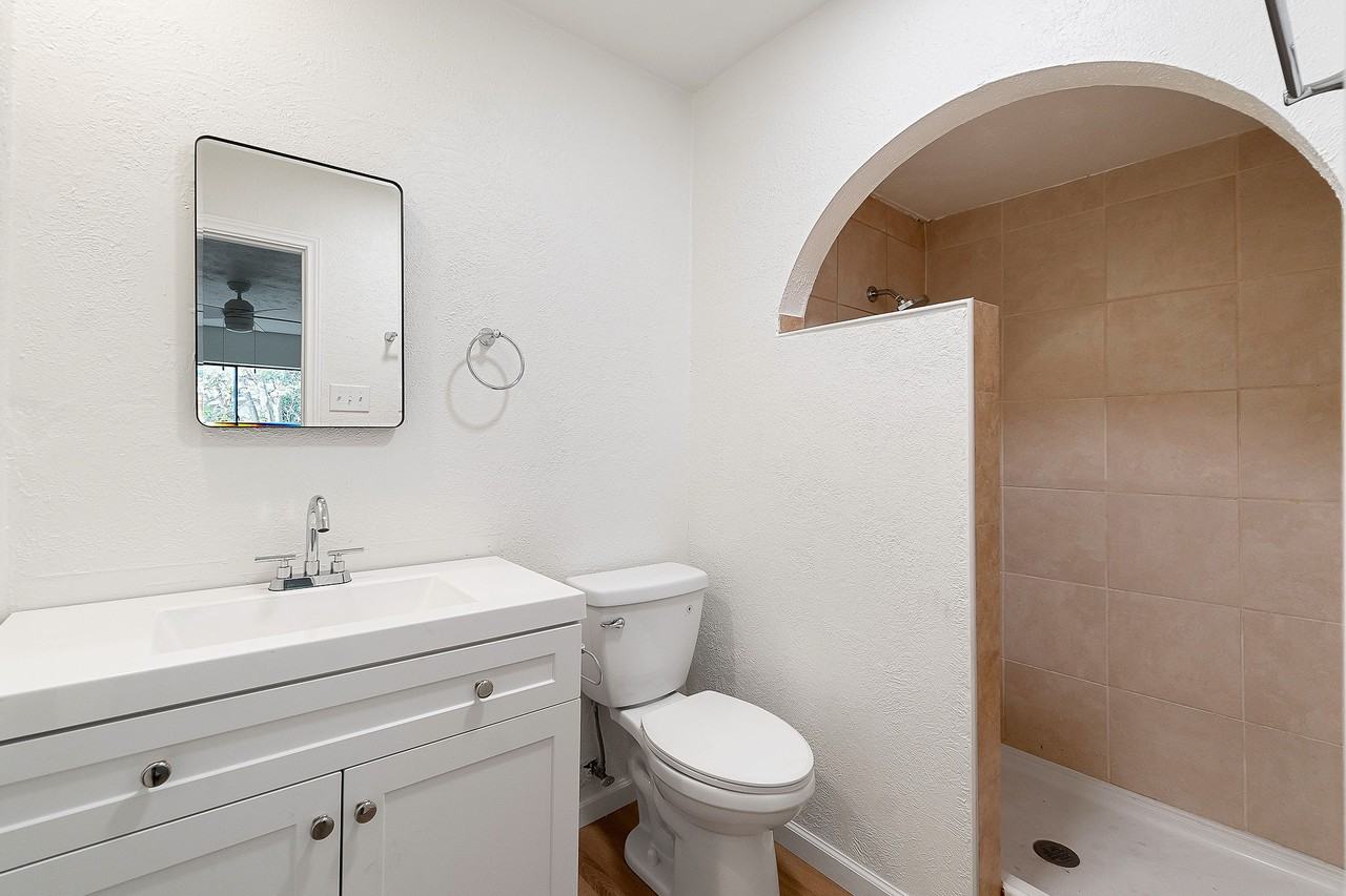 3402 Ridgemoor Drive - Photo 3 of 10