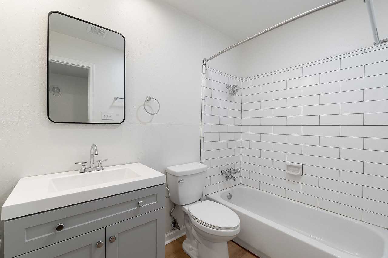 3402 Ridgemoor Drive - Photo 5 of 10