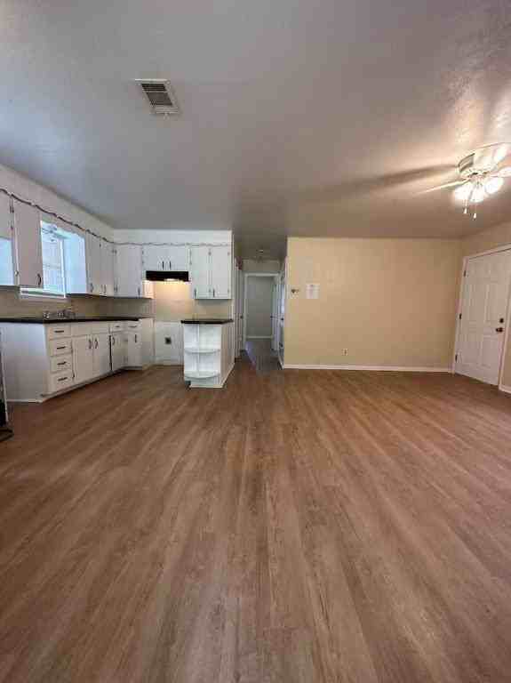 312 N Avenue B - Photo 6 of 10