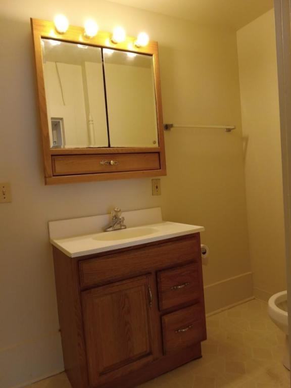 109 S Main St - Photo 3 of 10