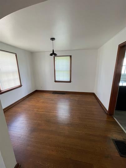 618 Wiltshire Rd - Photo 2 of 18