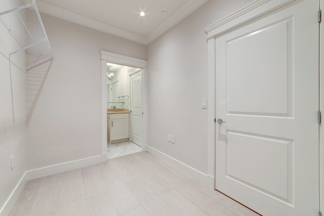 2706 West 14th Avenue - Photo 5 of 14
