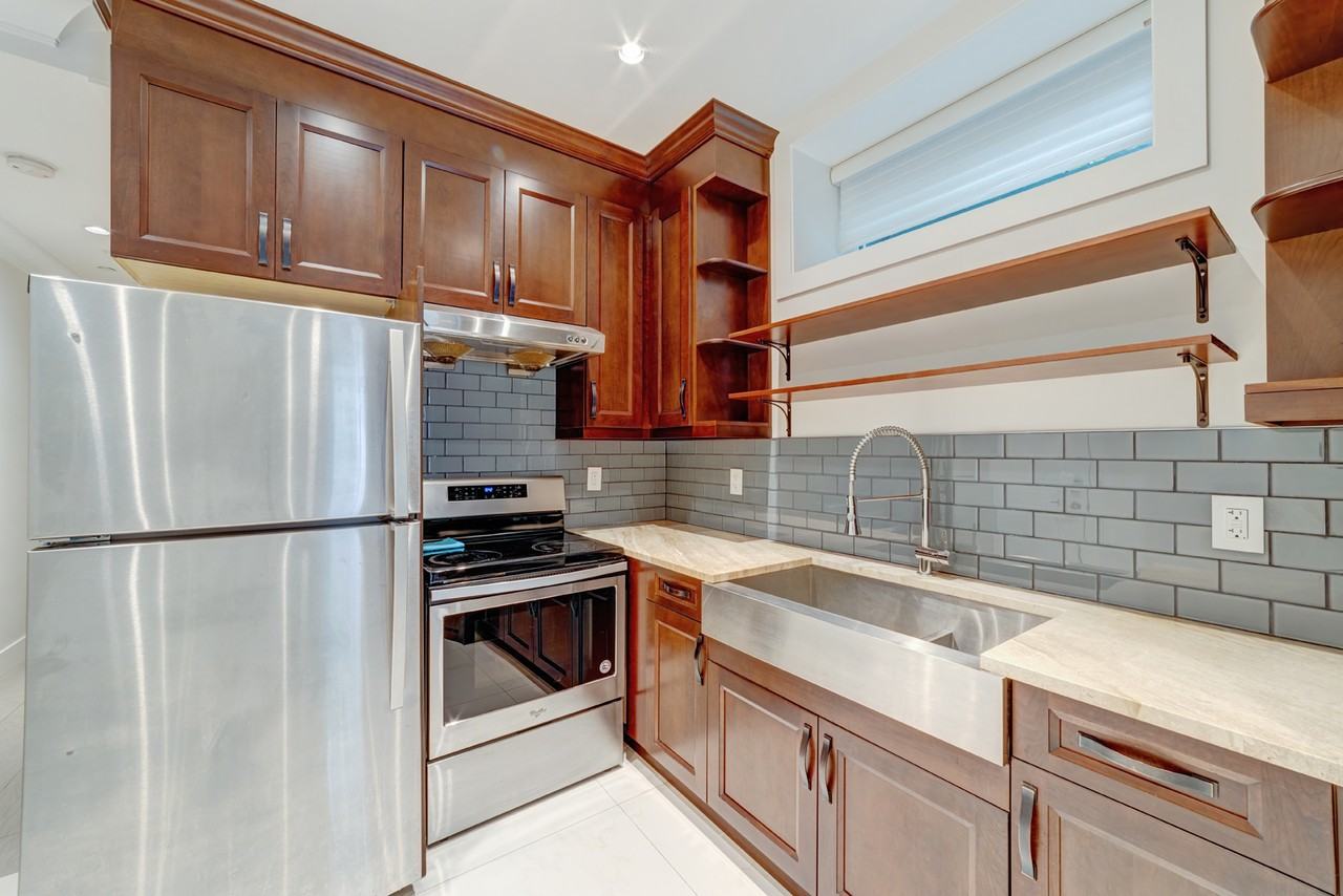 2706 West 14th Avenue - Photo 7 of 14