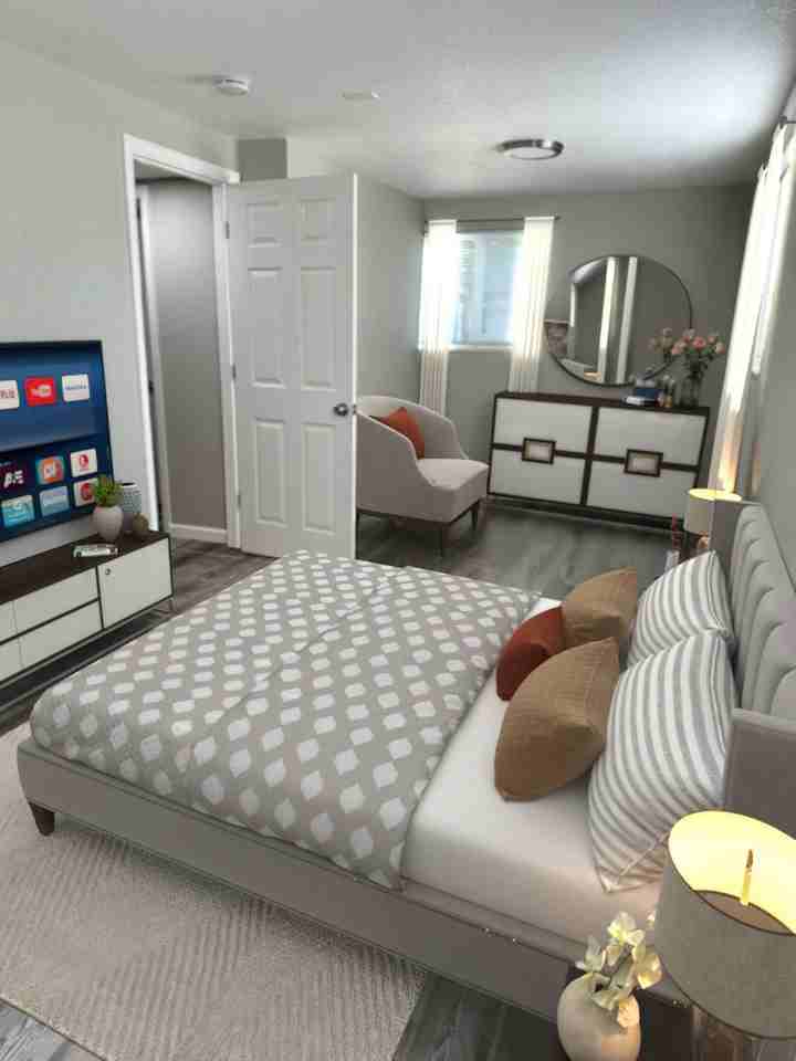 1602 S Wahsatch Ave #B - Photo 2 of 10