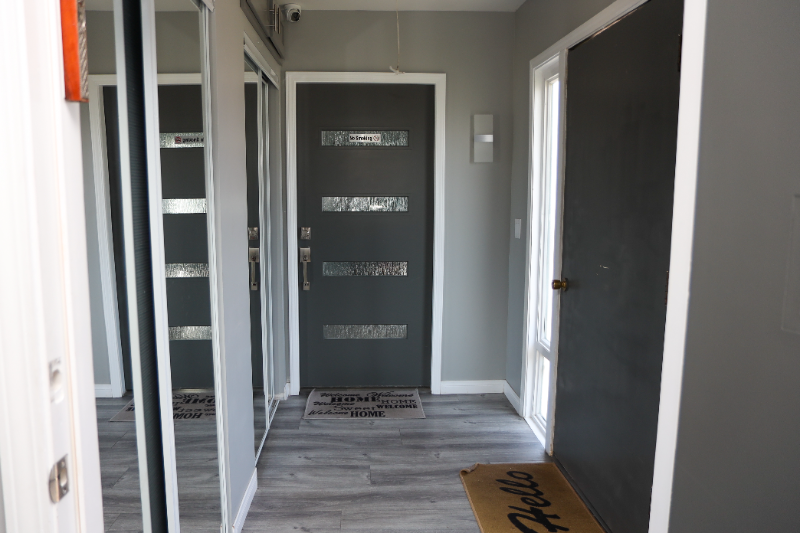 1415 Stearns Dr - Photo 6 of 50