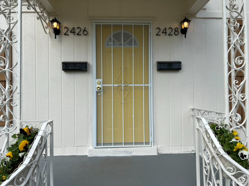 2428 Lamar Cir - Photo 5 of 13