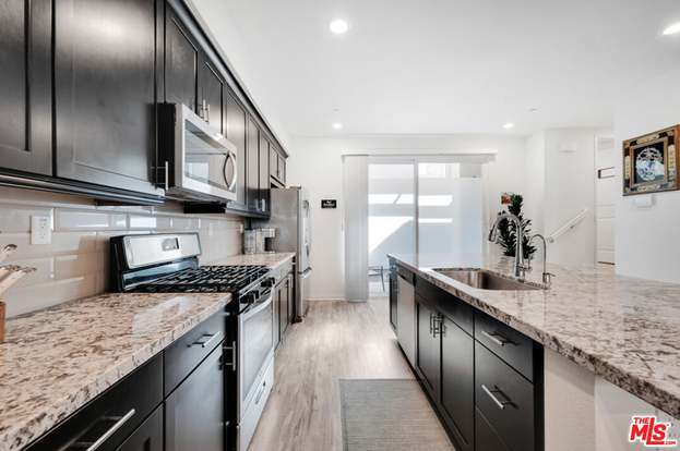 20624 Desert Ash Ln - Photo 5 of 9