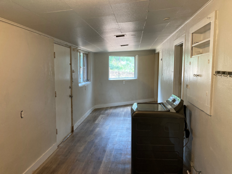 8370 W Hwy #5 - Photo 3 of 12