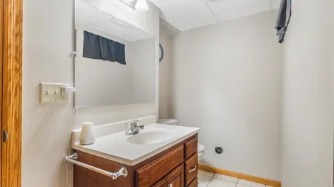 529 2nd St Se - Photo 5 of 9