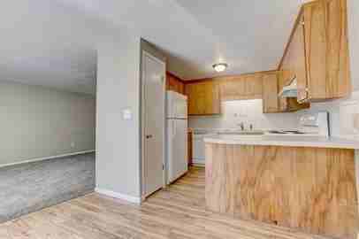 430-482 West 10th Street - Photo 3 of 10