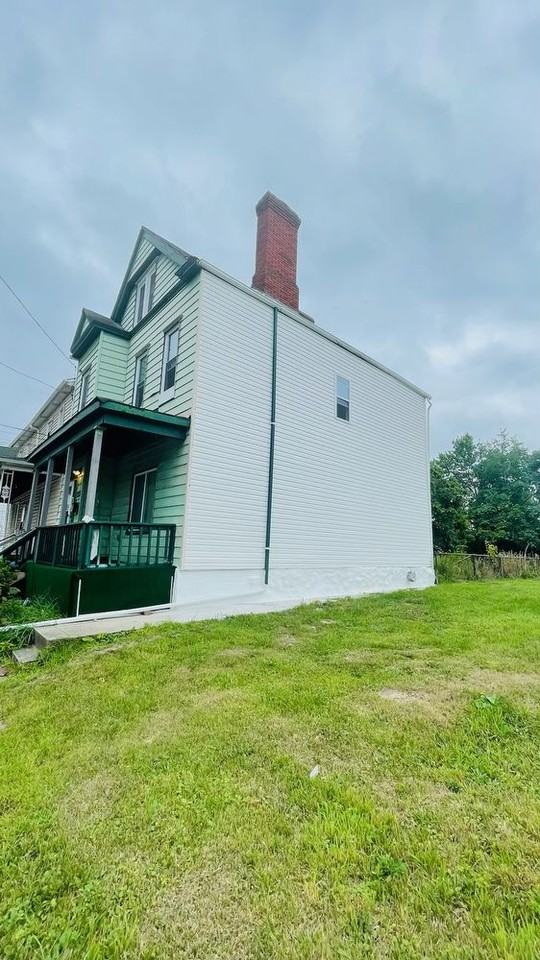 6638 Rowan St - Photo 3 of 27