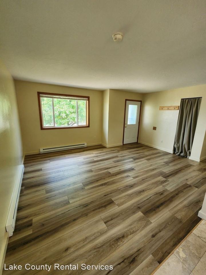 505 20th Ave W - Photo 3 of 20