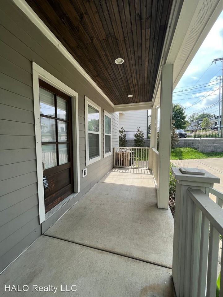 937A Spain Ave - Photo 3 of 40