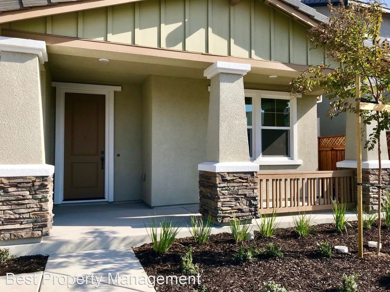 961 Princess Way - Photo 2 of 21