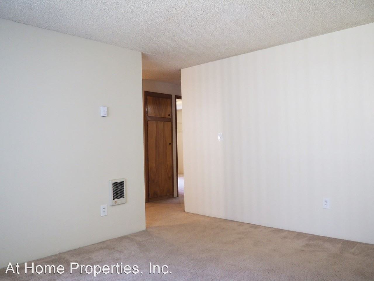 1050 -1060 SW E Avenue - Photo 3 of 17