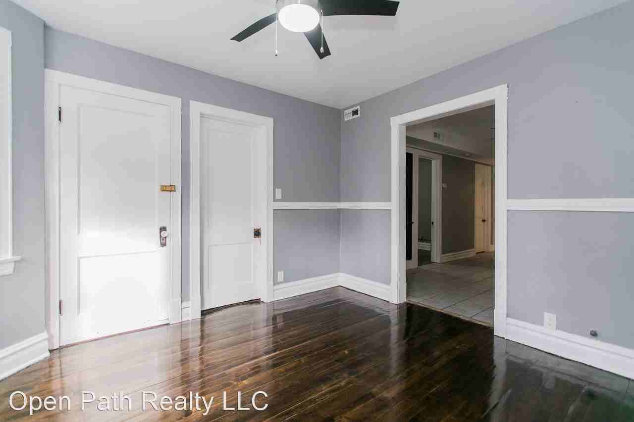 2527 S. Harding Ave - Photo 3 of 12