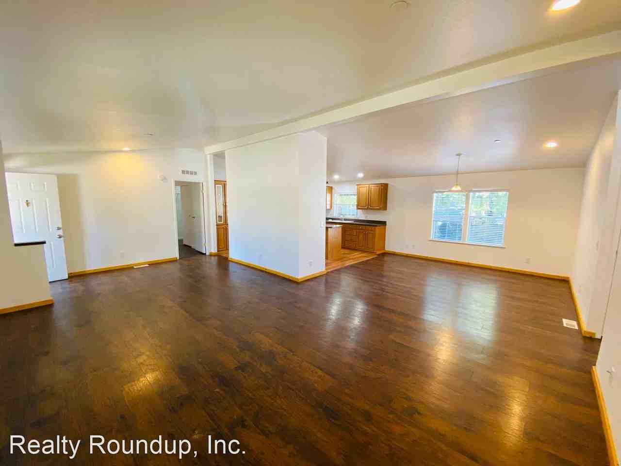 13215 River Rd - Photo 3 of 22