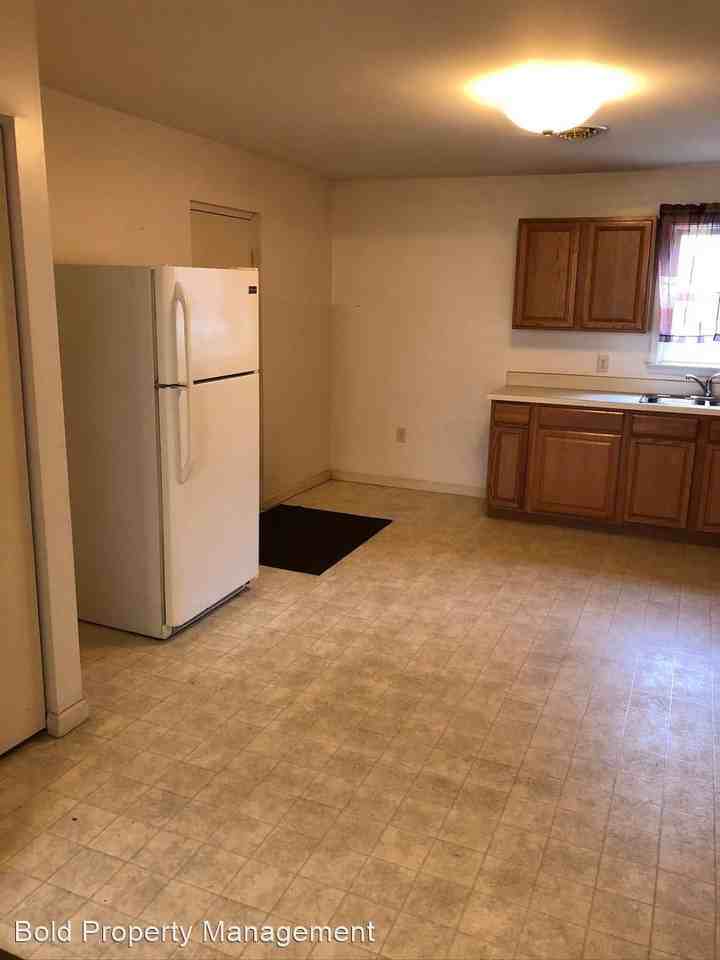 1815 Quarry Rd. - Photo 2 of 9