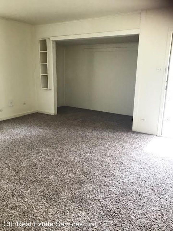 600 Camp Dr - Photo 3 of 9