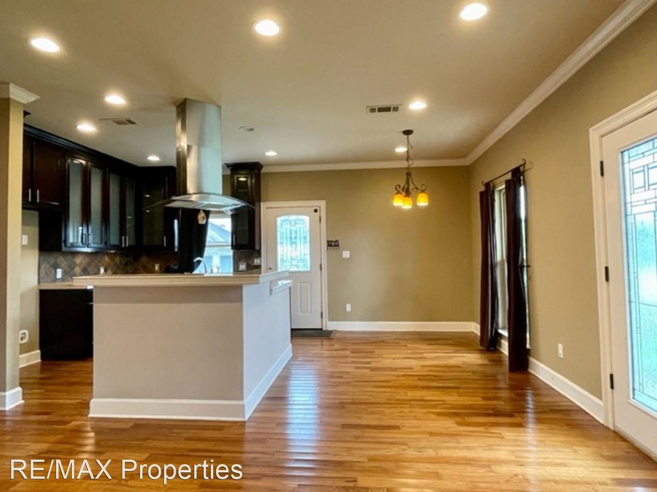 1213 E Tiffani St - Photo 3 of 19