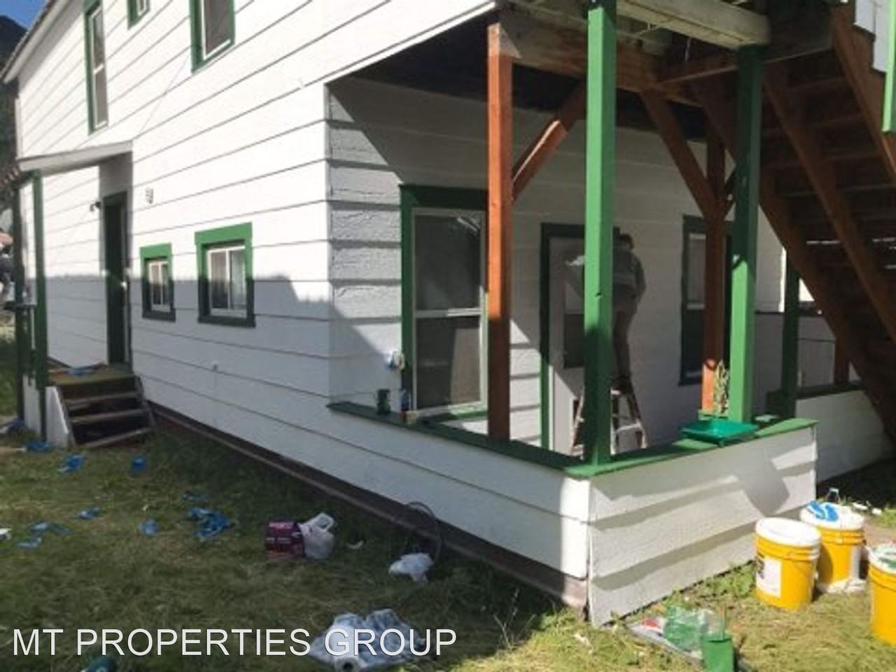 508 Railroad - Photo 3 of 12