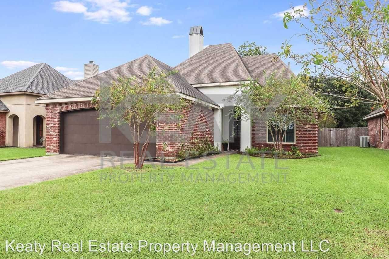 212 Bentgrass Dr - Photo 2 of 15