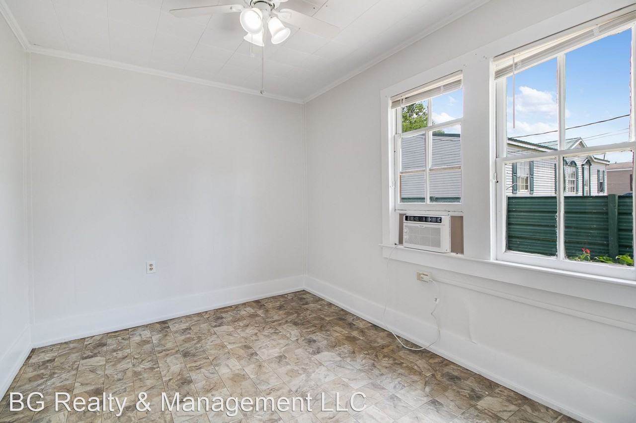 505 E Main St - Photo 3 of 15