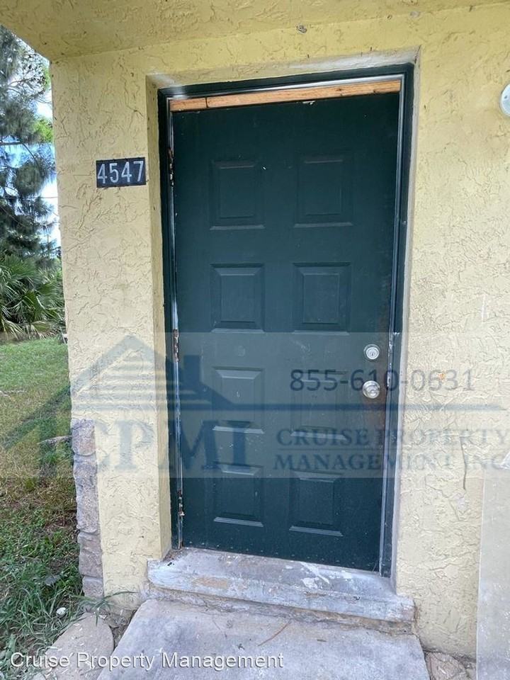 4509 - 4553 Gulfstream Rd - Photo 2 of 10