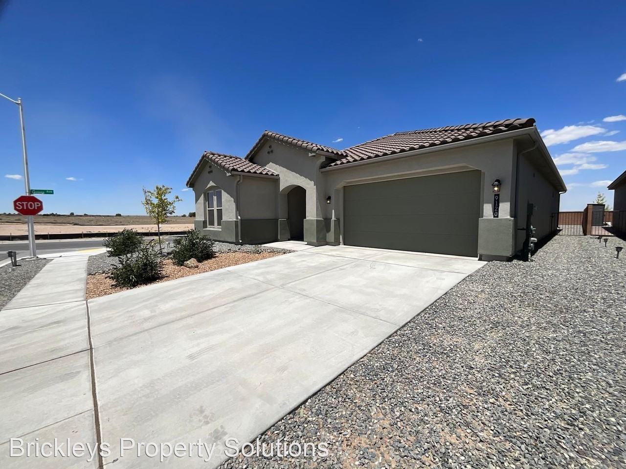 9120 Cambrils Dr Nw - Photo 3 of 39