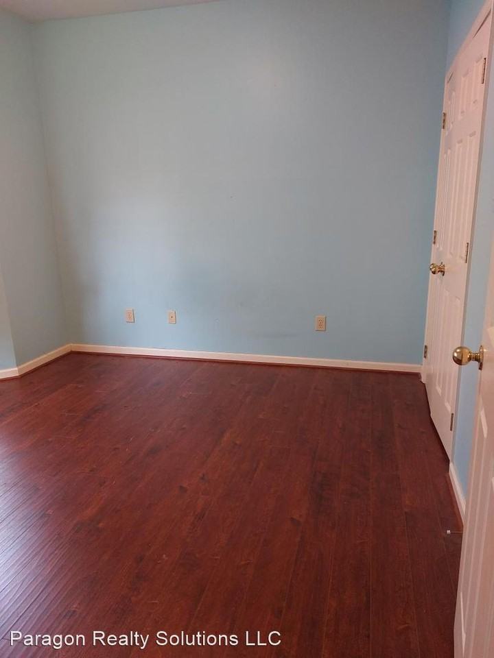 1625 Nicholasville Rd. - Student Housing - Photo 2 of 6