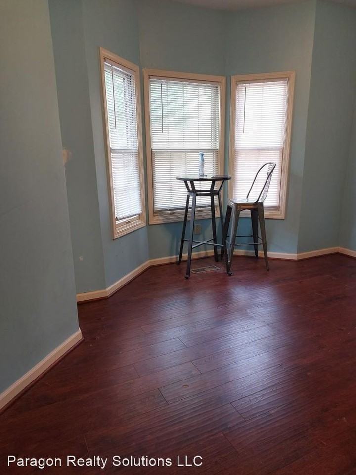 1625 Nicholasville Rd. - Student Housing - Photo 3 of 6