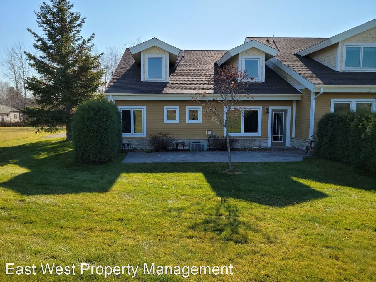 1573 Carlton Ave W #1 - Photo 2 of 50