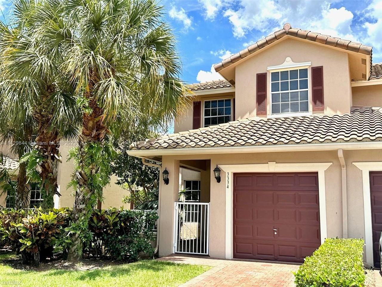 3334 Lakeside Dr - Photo 2 of 45